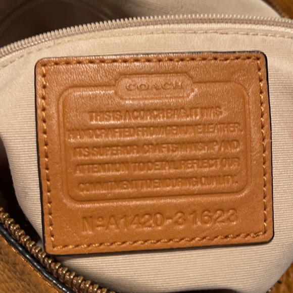 Coach Hobo Purse - Picture 4 of 5